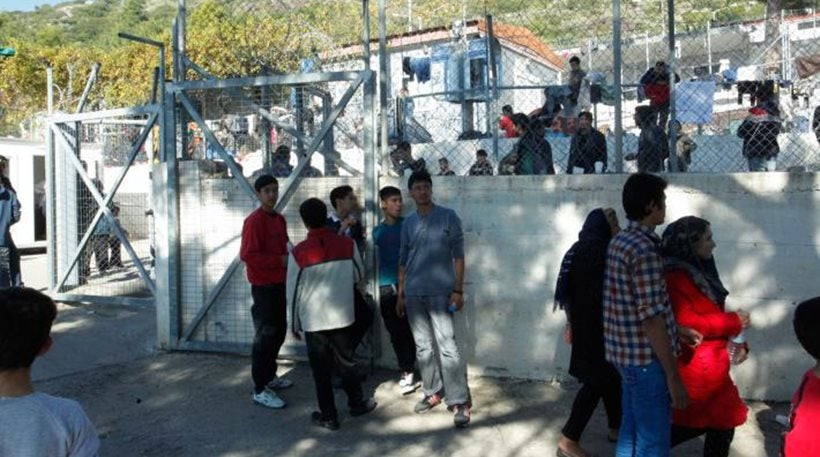 Δραματική η κατάσταση στη Σάμο: 2.932 πρόσφυγες και λαθρομετανάστες στοιβάζονται σε hotspot που χωρά 700!